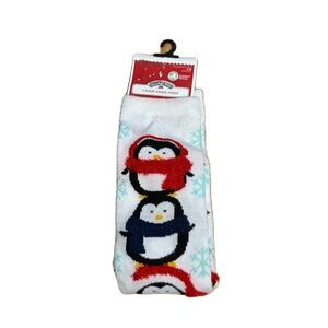 Penguin Knee High Socks NEW Sz 4-10 Women’s Christmas Winter